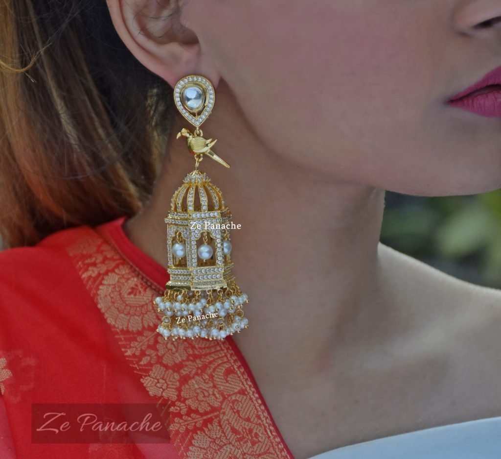 Hurriyat Gold Earrings