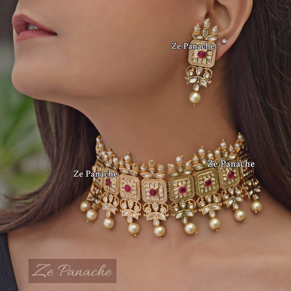 PAVNI POLKI CHOKER