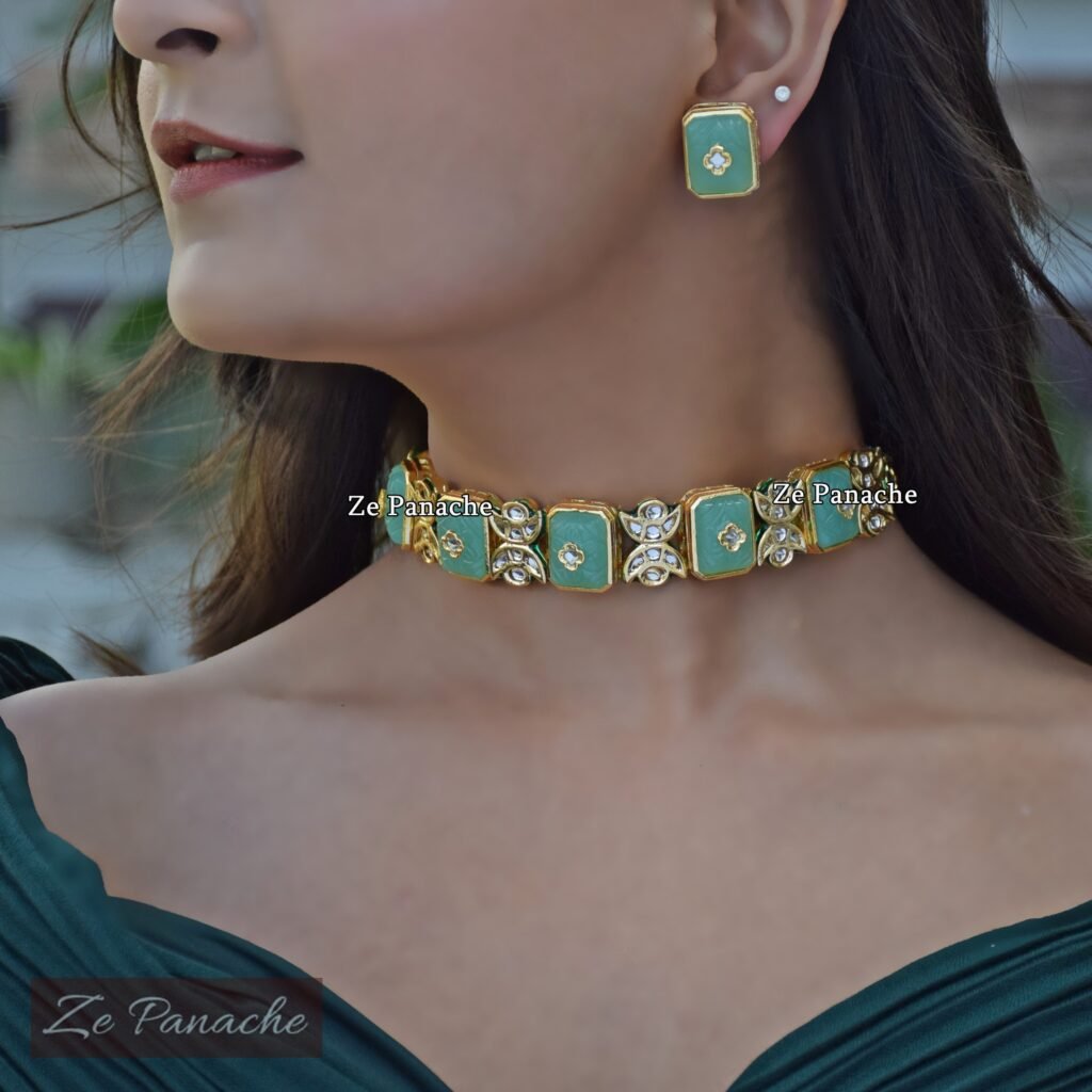 RAJSHREE CHOKER