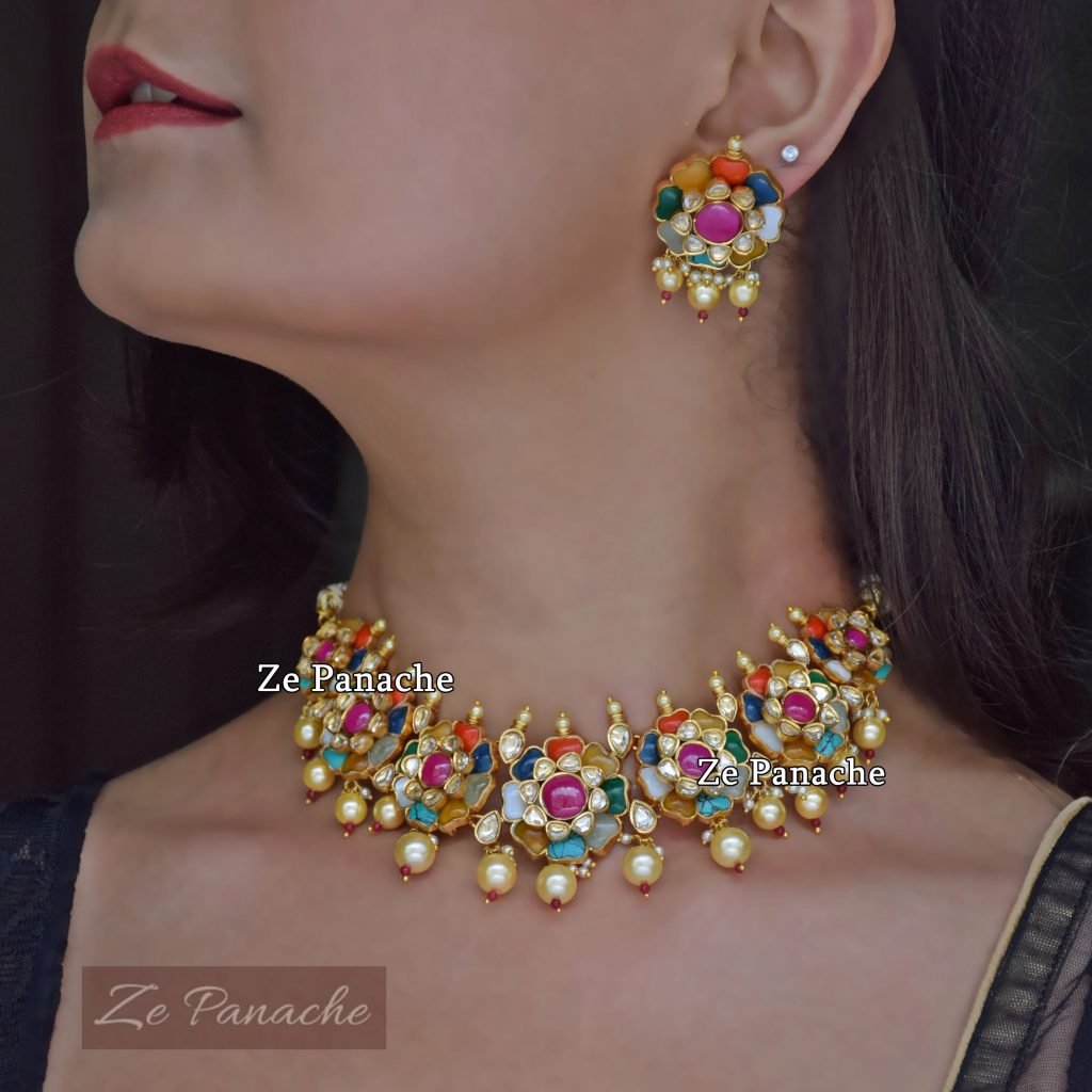 AASHKA NAVRATAN CHOKER