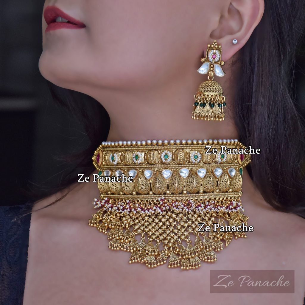 SANSKRITI GOLD CHOKER SET