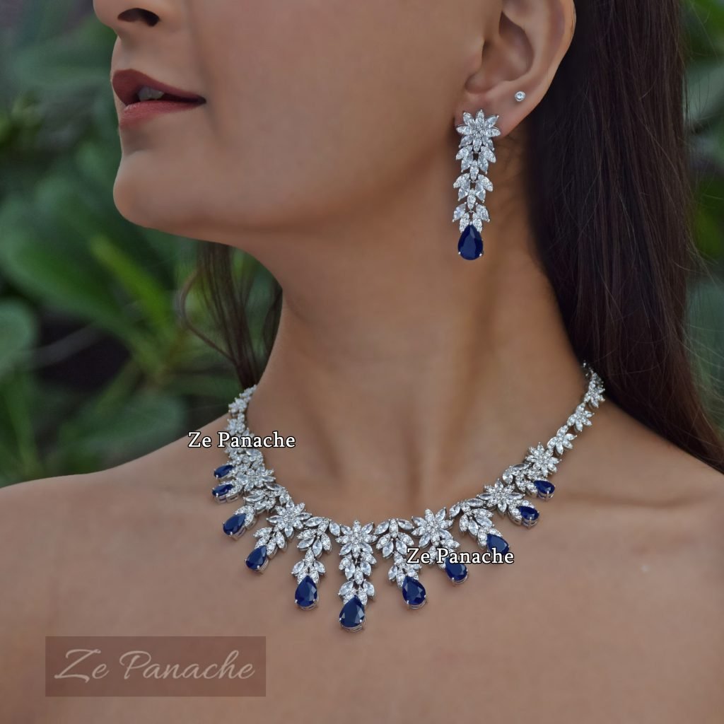 VANICIA DIAMONTIC NECKLACE SET