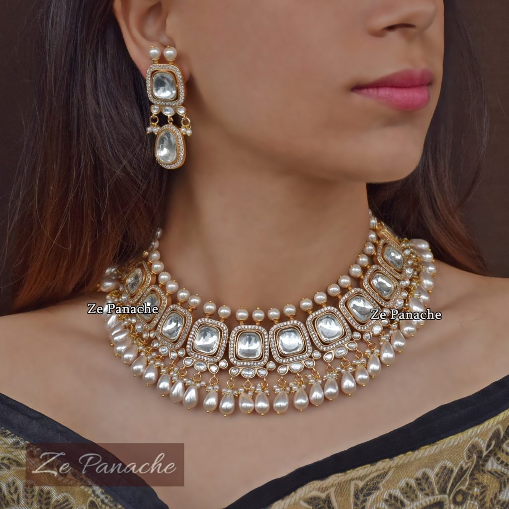 AASHNA NECKLACE SET