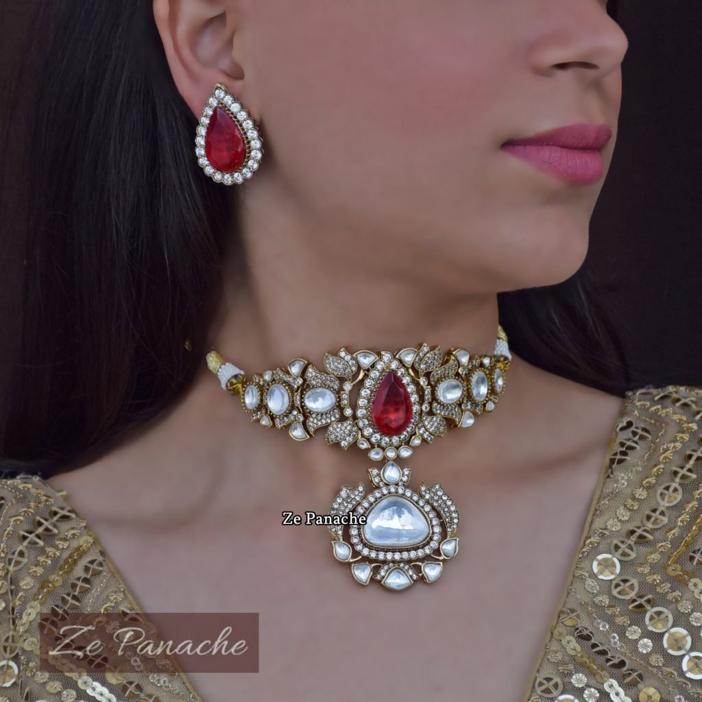 DANIA RED CHOKER SET