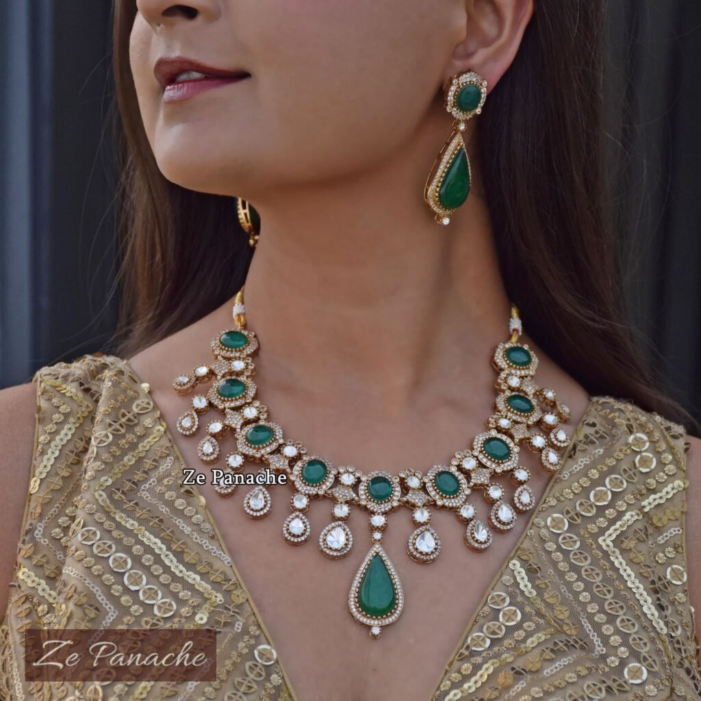 TRISHALA NECKLACE SET